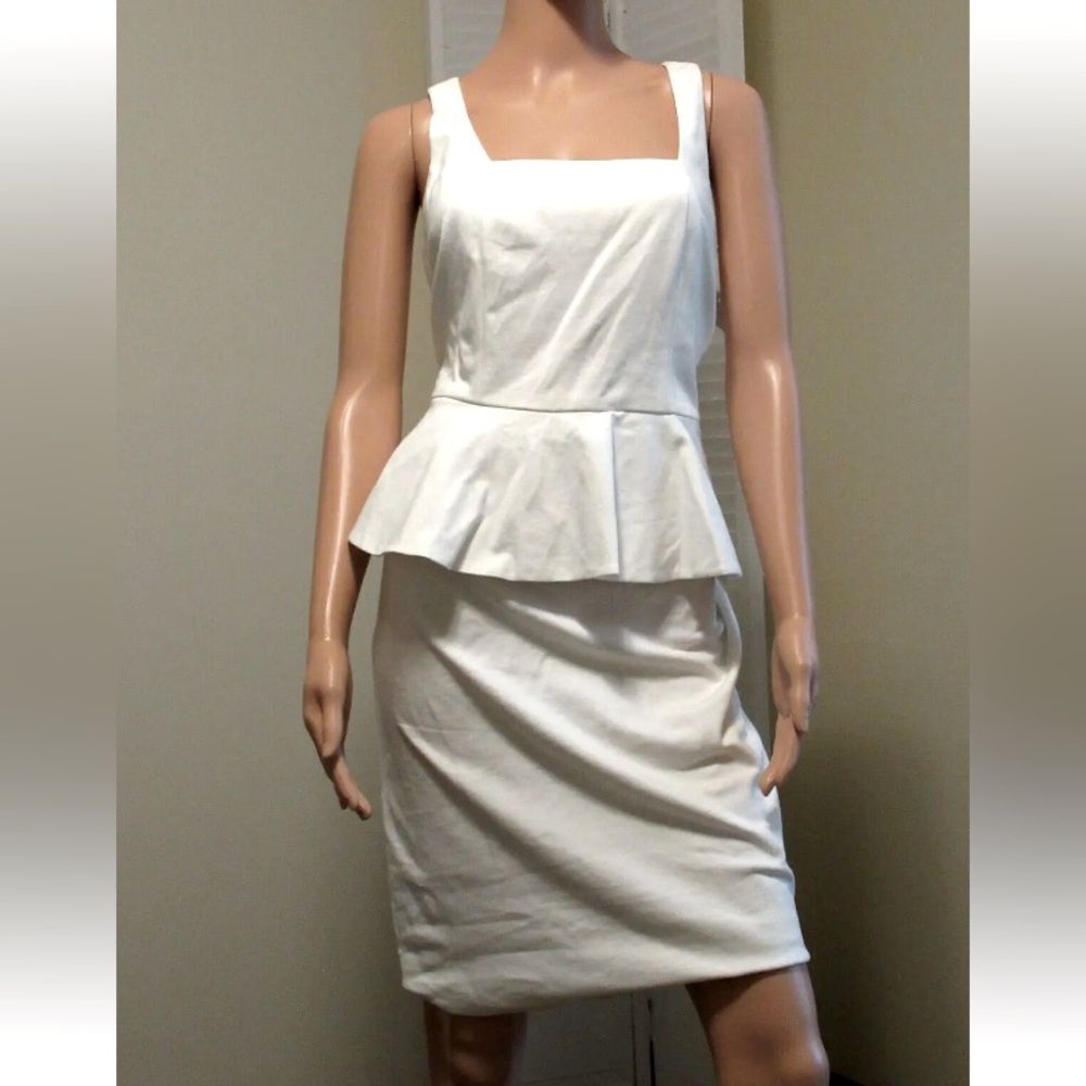 Carmen Marc Valvo womens Size Medium women Soho Silk Ponte Peplum Dress NWT